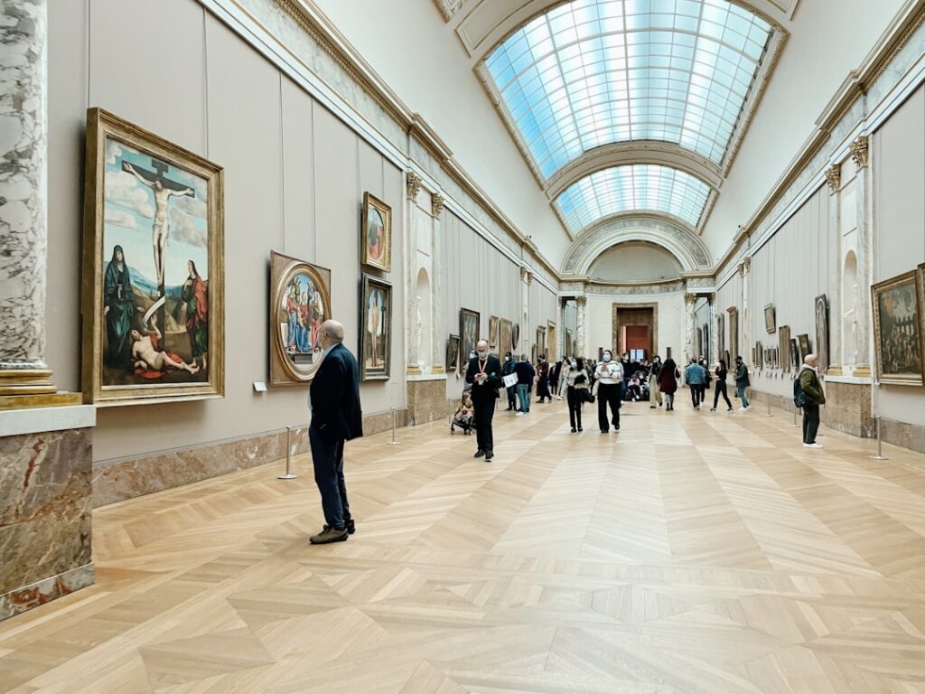 Photo thematic museums